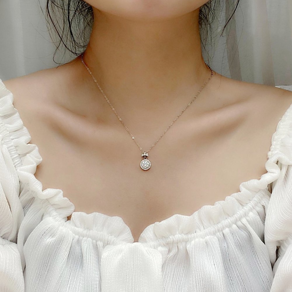 Certified 1ct. t.w. Moissanite Diamond Round Halo Bow Knot Pendant Necklace NEW - Picture 6 of 12